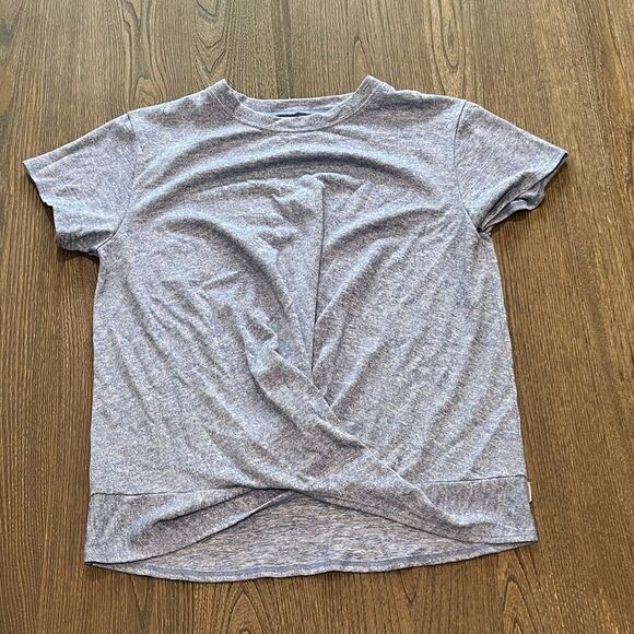 NWOT Eddie Bauer Light Heathered Blue Short Sleeve Athletic Shirt Size S - Picture 1 of 5